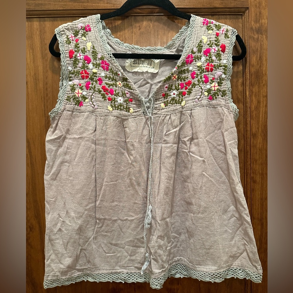 Siren Embroidered Gray Tank Top